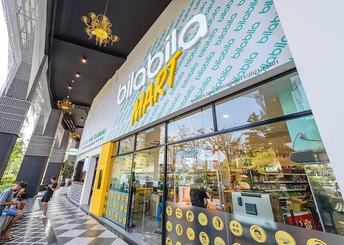 Arte Mont Kiara-Netflix-Balcony-6Pax