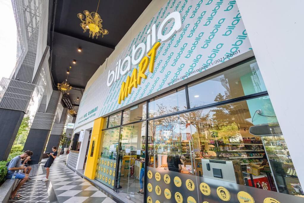 Pangsapuri Arte Mont Kiara-netflix-balcony-6pax *